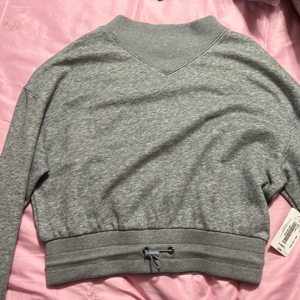 Cropped hoodie